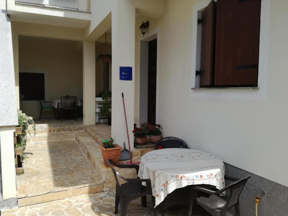 Apartment Dukic Sveti Filip i Jakov Kültér fotó