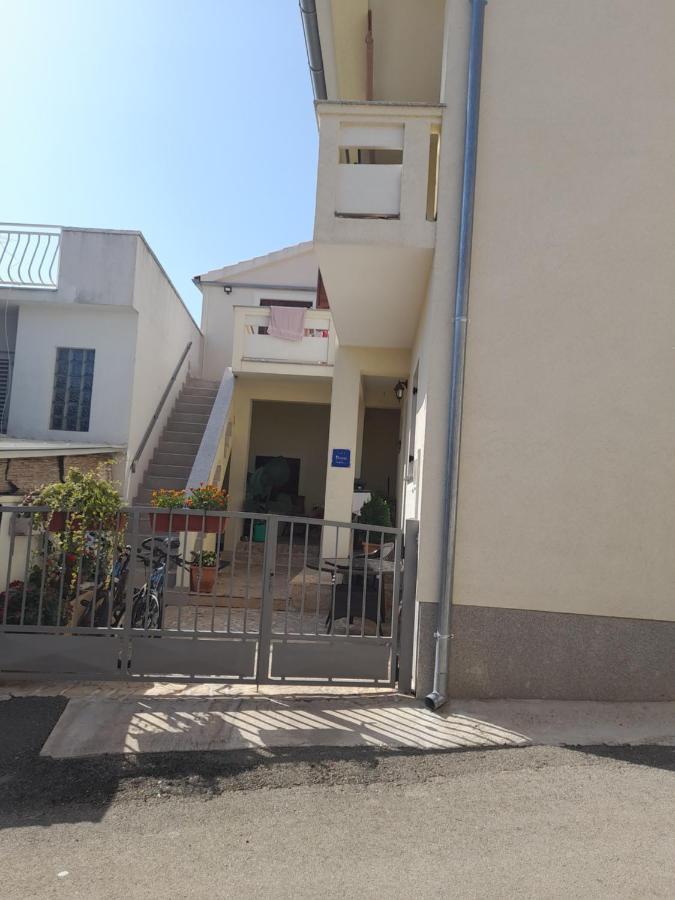 Apartment Dukic Sveti Filip i Jakov Kültér fotó