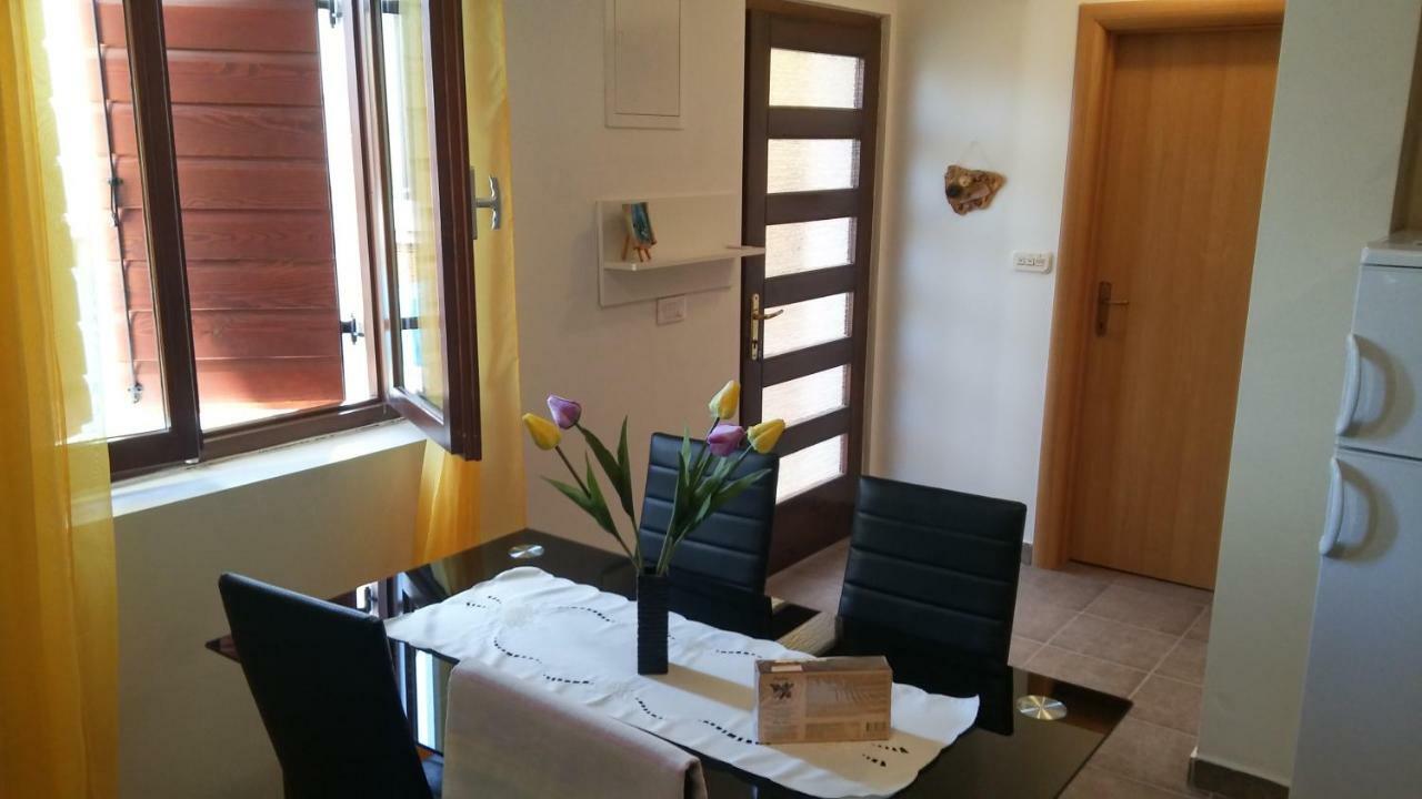 Apartment Dukic Sveti Filip i Jakov Kültér fotó